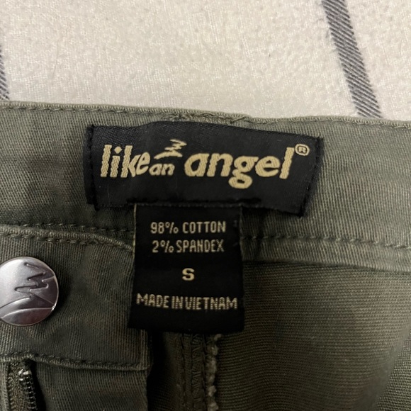 Cargo jogger pants with belt size small - Picture 2 of 2